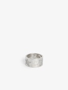 Anello Rock Star Strass - Anello in ottone martellato con stelle ornate di strass.