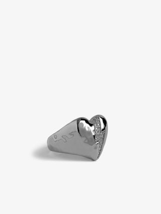 Heartbreaker Flash Ring - Heart ring in hammered brass set with lightning-shaped rhinestones.