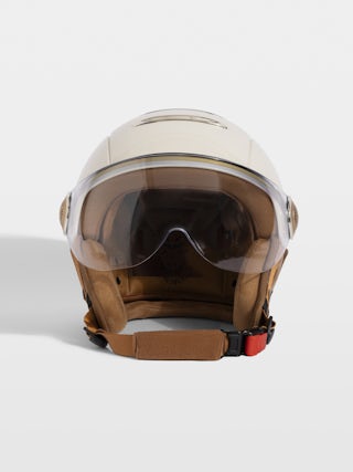 Wing Breaker Bike Helmet - Black bike helmet Voltaire Vice x Mârkö Helmets with visor and adjustable buckle.