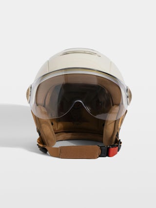 Wing Breaker Bike Helmet - Black bike helmet Voltaire Vice x Mârkö Helmets with visor and adjustable buckle.