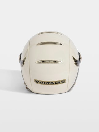 Wing Breaker Bike Helmet - Black bike helmet Voltaire Vice x Mârkö Helmets with visor and adjustable buckle.