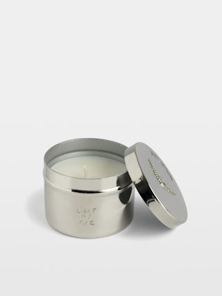 Happiness Flames Candle - Voltaire Vice candle set with a fragrance made in France, in Grasse.