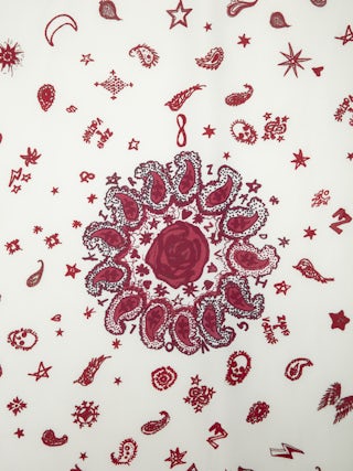 Debbie Bandana 85 Scarf - Square scarf in mixed silk with bandana print.