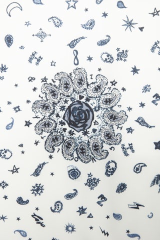 Debbie Bandana 65 Scarf - Square scarf in mixed silk with bandana print.