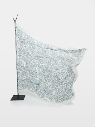 Kerry Scarf - Modal scarf with rose print.