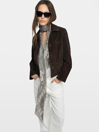 Kerry Garden 135 Scarf - Scarf in modal with skull and flower print.