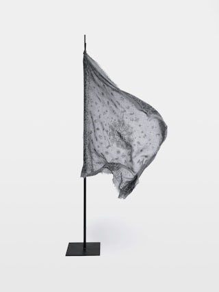 Écharpe Nuage Bandana 90 - Echarpe en cachemire plume avec imprimé bandana.