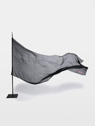 Nuage Scarf - Cashmere and wool scarf with printed logo.