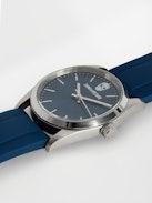 Reloj Zadig Rubber Color - Reloj de acero inoxidable gris con correa de silicona y esfera de corazón Voltaire.