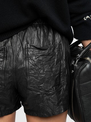 Short Pax de Cuero Arrugado - Short estilo bóxer de cuero arrugado.