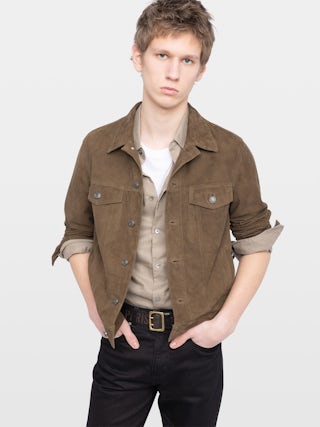 Giacca Bases Pelle scamosciata - Giacca in pelle scamosciata con ali in rilievo sul retro, maniche lunghe e chiusura con bottoni.