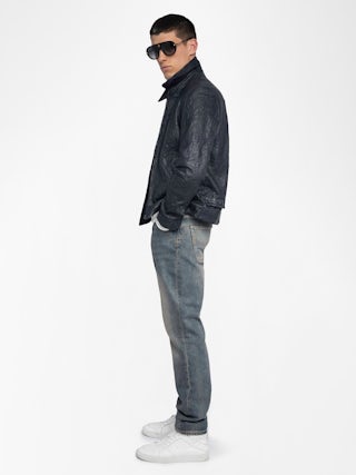 Blouson Loumy Cuir - Blouson fermeture zippée épuré en cuir froissé avec poches passepoilées et signature ailes embossées au dos.