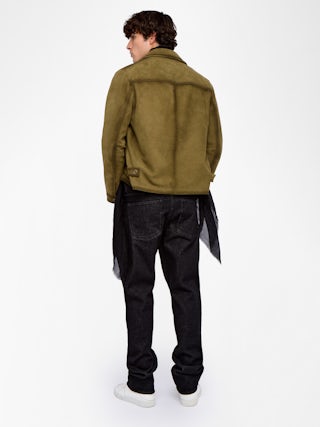 Giacca Loumy Pelle Scamosciata - Giubbotto con zip essenziale in pelle scamosciata con tasche profilate e firma ali goffrate sul retro.