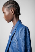 Blazer Visko 100% Cuero Arrugado - Chaqueta en piel arrugada azul con manga larga para mujer