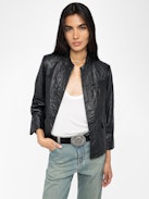 Blazer Veryn Pelle Stropicciata - Blazer aderente senza abbottonatura in pelle stropicciata.