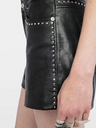 Short Siddyl Cuir - Short en cuir lisse avec fermeture lacée.