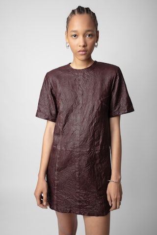 Robe Riddy Cuir Froissé - Robe courte en cuir froissé marron à manches courtes.