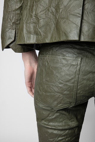 Pantalon Phlame Cuir Froissé - Women's crinkled leather pants.