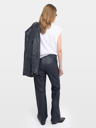 Evy Leather Pants - Wide-leg pants in crinkled leather with multiple pockets.