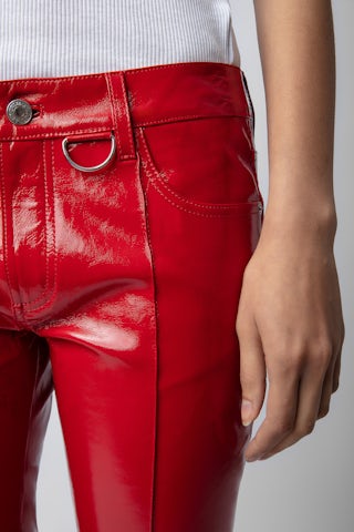 Pantalon Peko Vinyle - Pantalon en cuir vinyle rouge.