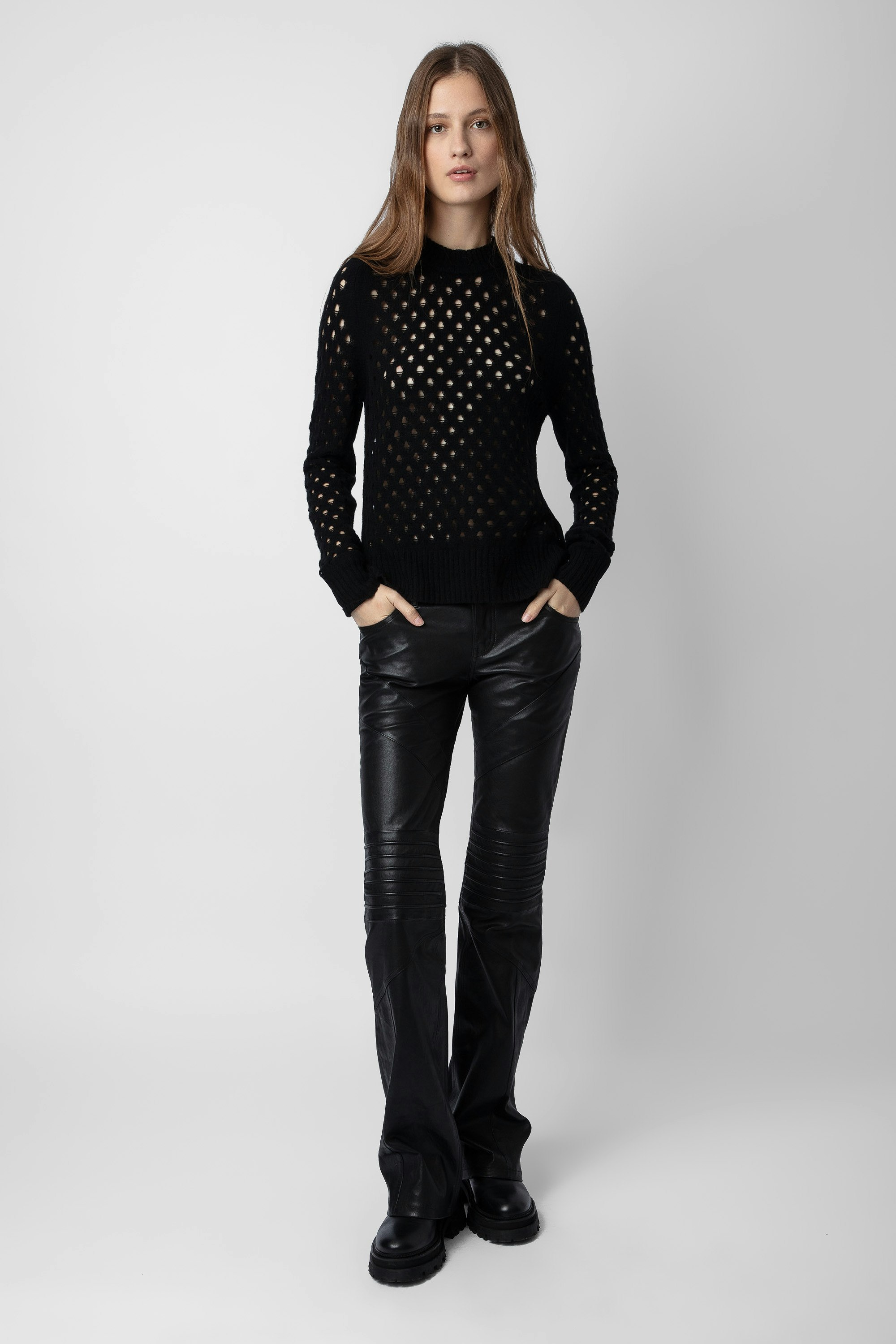 Pantalón Paulin Piel - Pantalón negro de piel con detalles pespunteados para mujer.