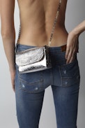 Ready-Made Clutch - Sac besace en cuir.