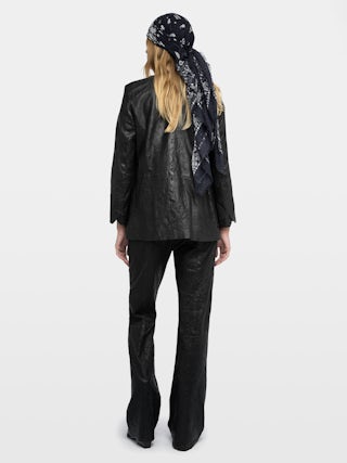 Chaqueta Visko Cuero Arrugado - Blazer recto cruzado en piel arrugada.