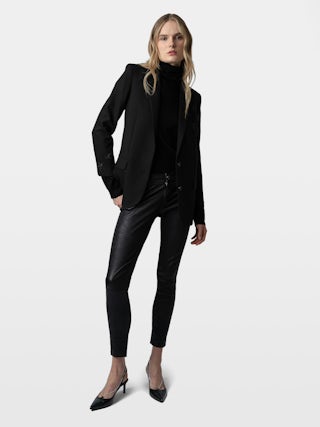 Pumps First Night - Patent leather pumps with leopard print and chain.