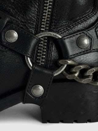 Igata Ankle Boots - Black vegetable tanned leather low ankle boots with metal chains.