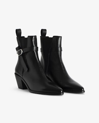 Tyler Ankle Boots - Vintage-effect leather ankle boots adorned with a signature buckle.