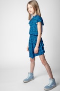 Kinderkleid Freja - Kinderkleid aus blauem Crêpe-Stoff mit asymmetrischen Leopardenrint