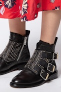 Bottines Laureen Flap Studs - Bottines noires femme en cuir.