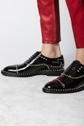 Derbies Youth Studs - Derbies à lacets femme en cuir noir.