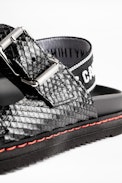 Sandales Alpha Grunge - Sandales noires femme en cuir.
