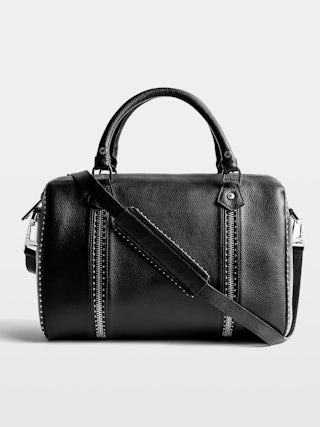 Sunny Medium Studs Tasche - Ikonische Sunny Medium Tasche aus genarbtem Leder, verziert mit silbernen Nieten.