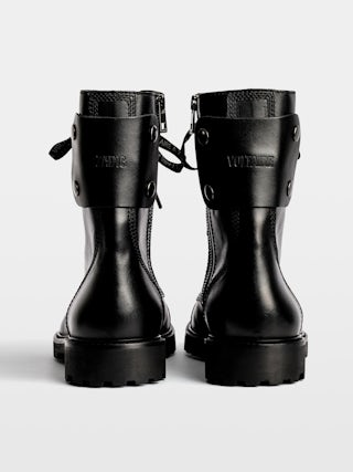 Botines Joe - Botas estilo ranger de cuero con estampado y parche.