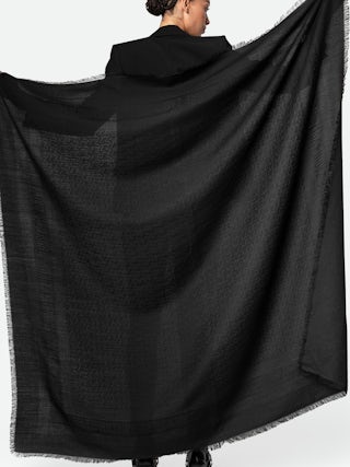Glenn ZV Initiale Scarf 135 - Women’s large black scarf