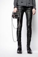 Pochette Rock Studs Outline - Pochette noire femme en cuir grainé agrémentée de clous