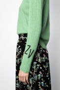 Pull Source - Pull vert femme, en cachemire recyclé.