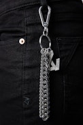 Llavero ZV Initiale Le Keyring - Llavero adornado con strass de metal plateado y ennegrecido