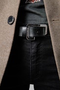 Le Cecilia Belt Leather - Women's black leather belt with C-shaped buckle