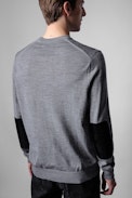 Jersey Vasko Patch - Jersey negro de hombre de lana merina con coderas