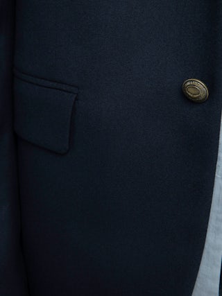 Vanilleh Blazer - Cropped blazer jacket with single-breasted closure.