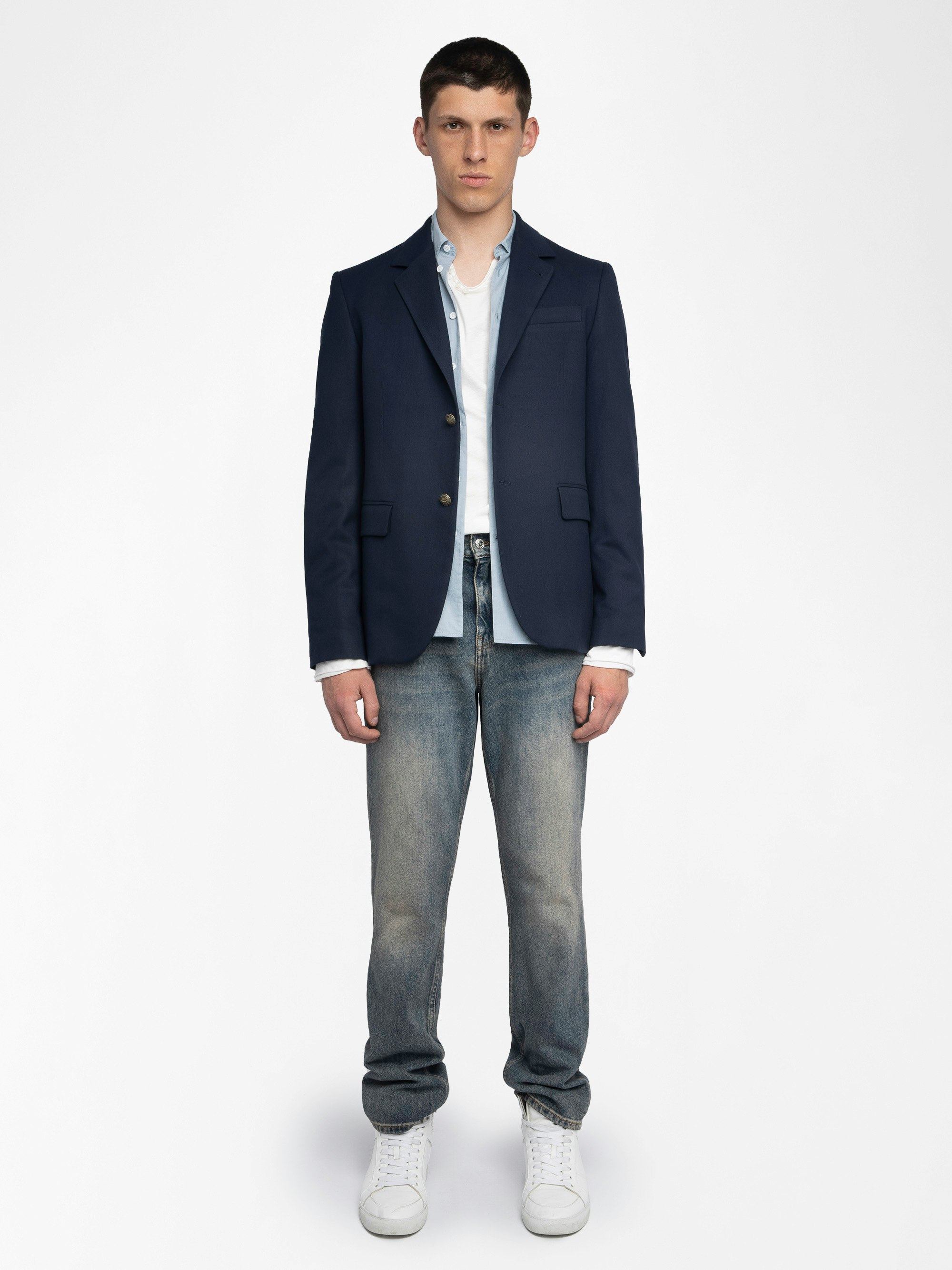 Blazer Vanilleh - Chaqueta blazer corta con botonadura simple.