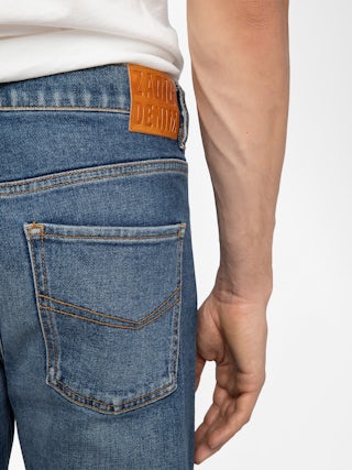 Steeve Jeans - Slim jeans with zip fastening.