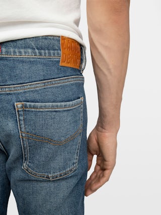 Mick Jeans - Skinny jeans with zip closure.