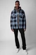Hemdjacke Bali - Blaue, karierte Herren-Hemdjacke mit Totenkopfmotiv auf dem Rücken
