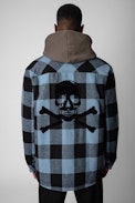 Hemdjacke Bali - Blaue, karierte Herren-Hemdjacke mit Totenkopfmotiv auf dem Rücken