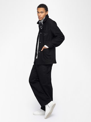 Venezia Blazer 100% Wool - Blazer in light boiled wool with single-breasted fastening, patch pockets with signature wing embroidery.