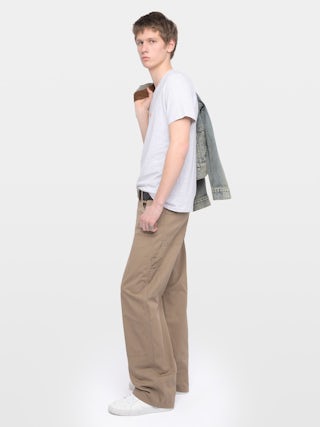 Trousers Pery - Workwear-style trousers with front patch and functional pockets.